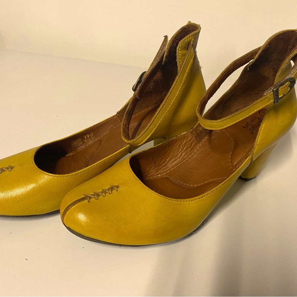Perfect spring pumps-never worn!